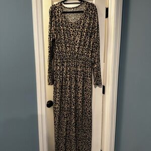 Leopard Print Maxi Dress